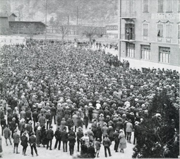 Protestkundgebung auf dem Viehmarktplatz