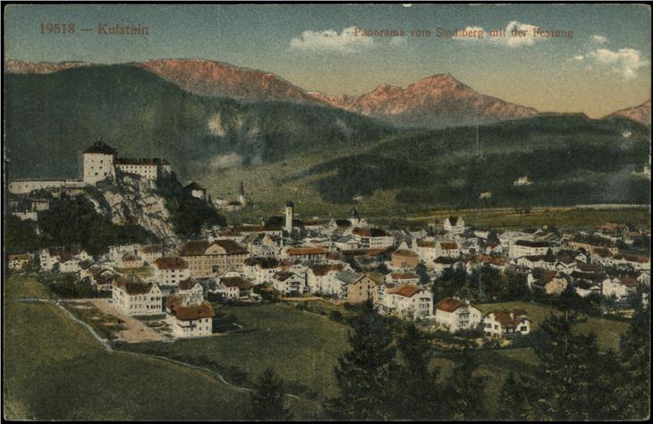 Im Jahr 1923 erwirbt die Stadt Kufstein ihr Wahrzeichen, die Festung Kufstein
